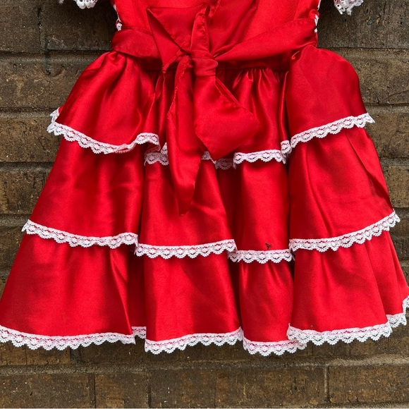 Vintage 80s/90s Red Ruffle White Lace Dress -Embroidered Roses Sz 5 - Picture 9 of 10